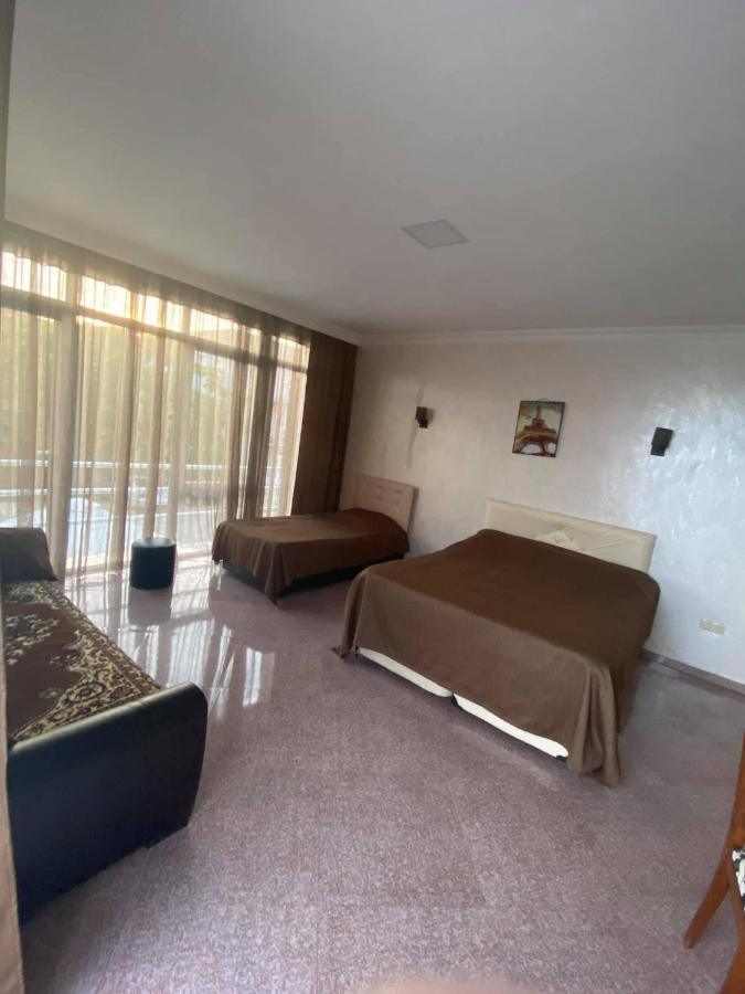 Guest House "Sulo" Kobuleti Εξωτερικό φωτογραφία